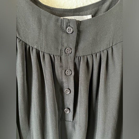 Molio Relio Floral Embroidered Black Silk Tunic Size L Scalloped Edges Boho GUC - Picture 7 of 10